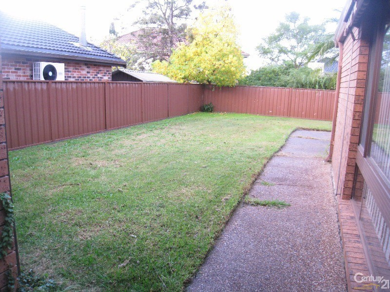 Edensor Park NSW 2176