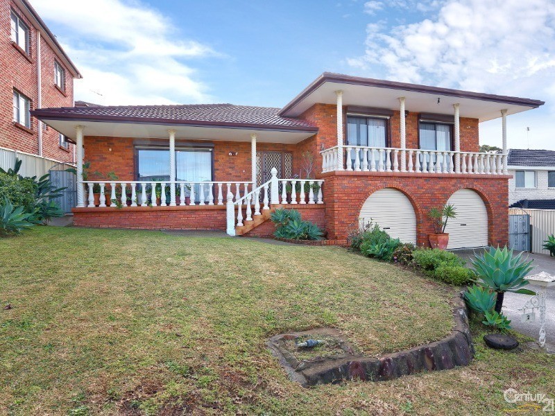 2 Franklin Place, Bossley Park NSW 2176