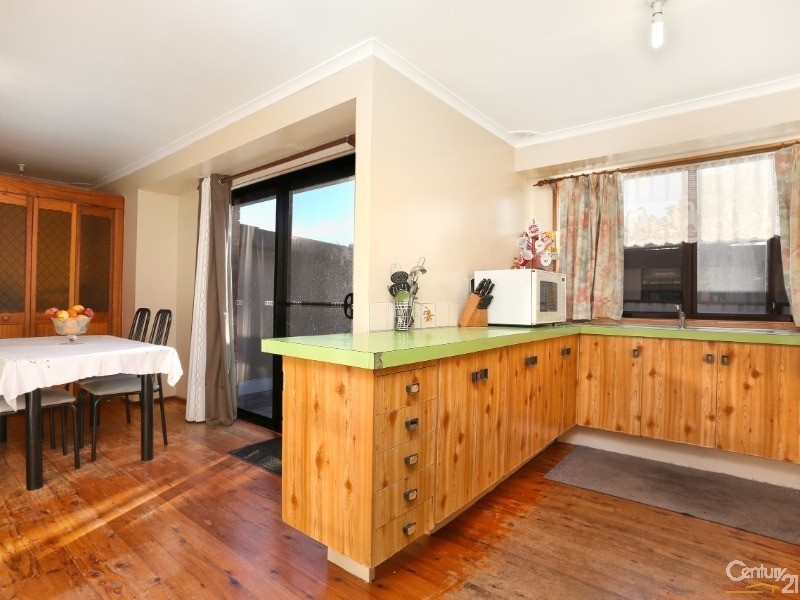 26 Apache Road, Bossley Park NSW 2176