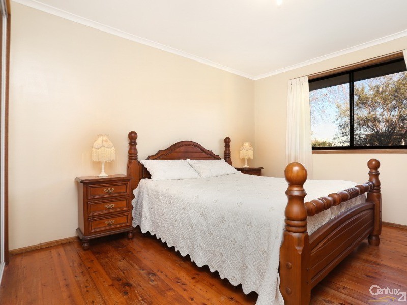 26 Apache Road, Bossley Park NSW 2176