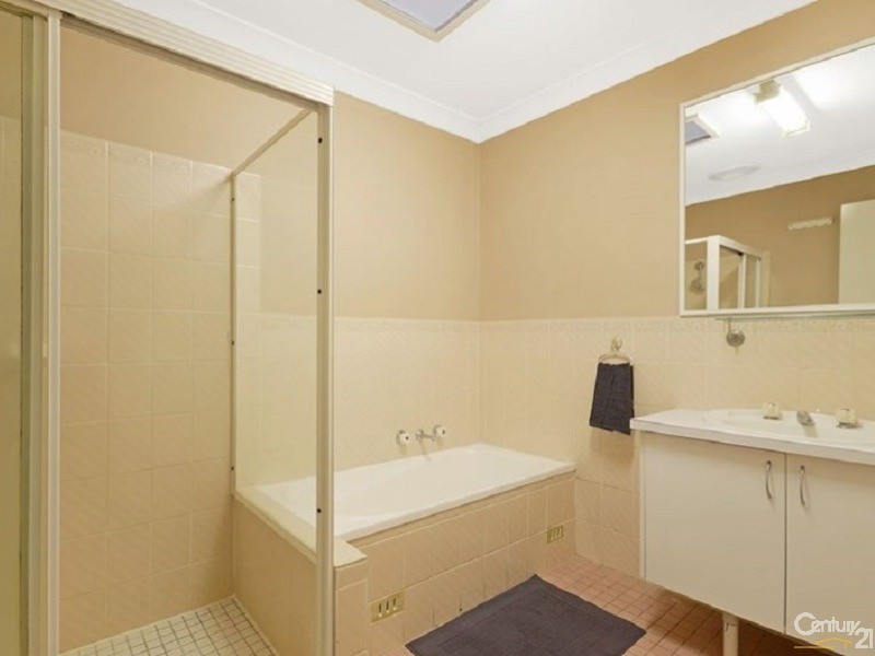 Bossley Park NSW 2176