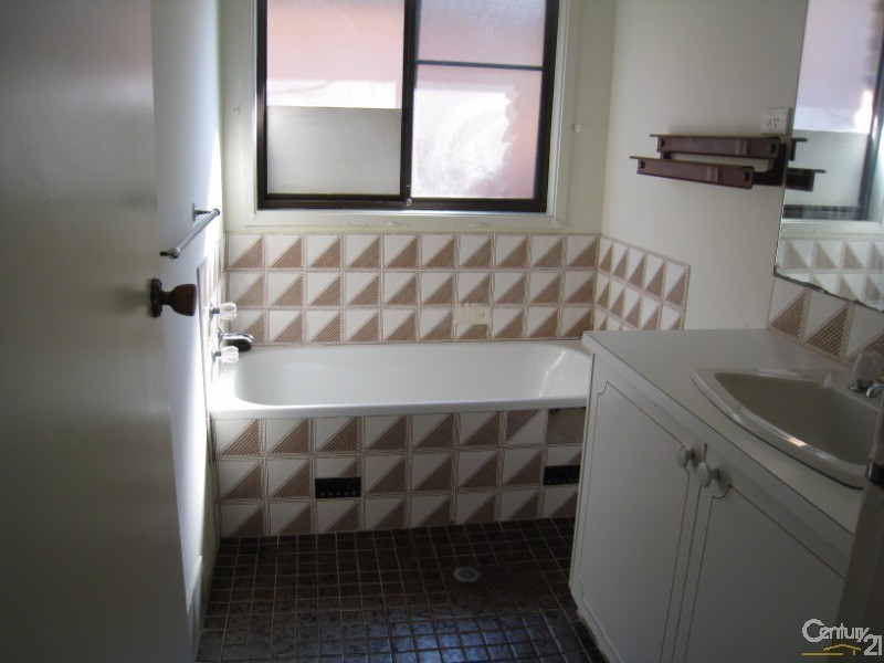 Bossley Park NSW 2176