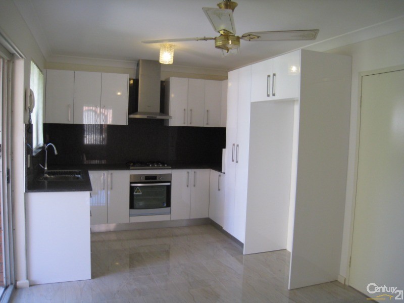 Greenfield Park NSW 2176