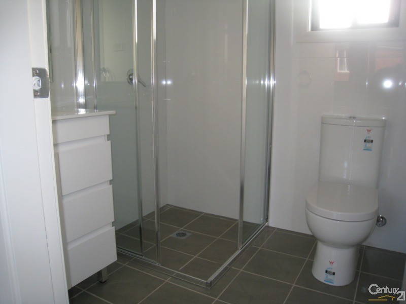 Fairfield West NSW 2165