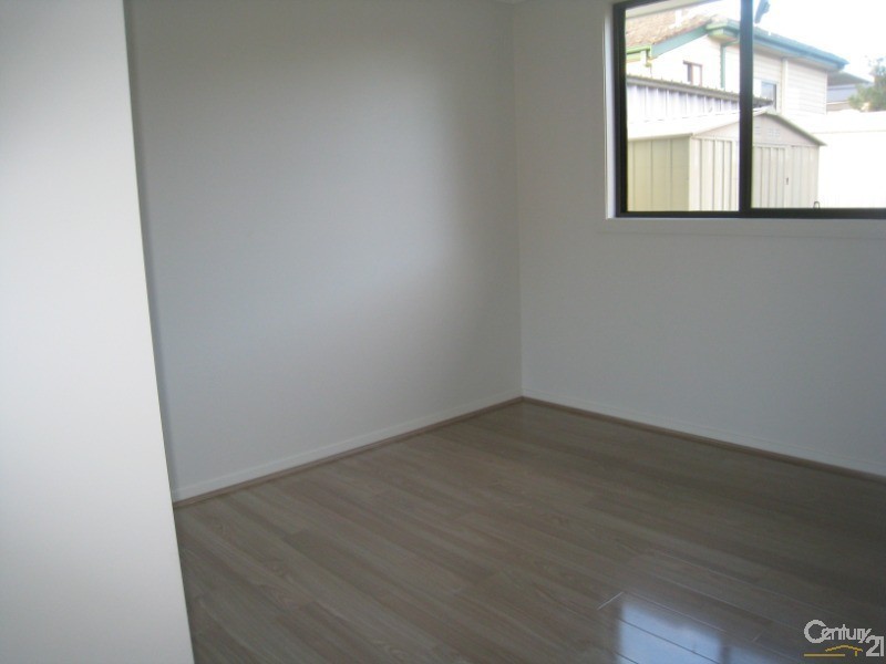 Fairfield West NSW 2165