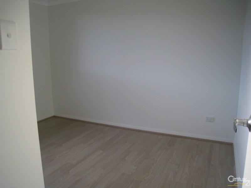 Fairfield West NSW 2165