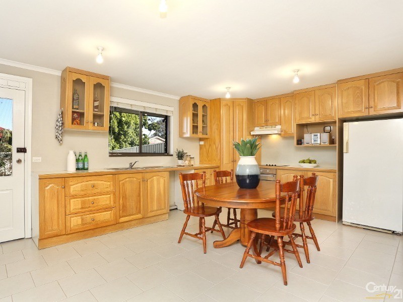 104 Quarry Road, Bossley Park NSW 2176