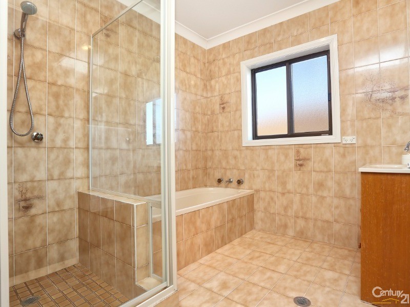 104 Quarry Road, Bossley Park NSW 2176