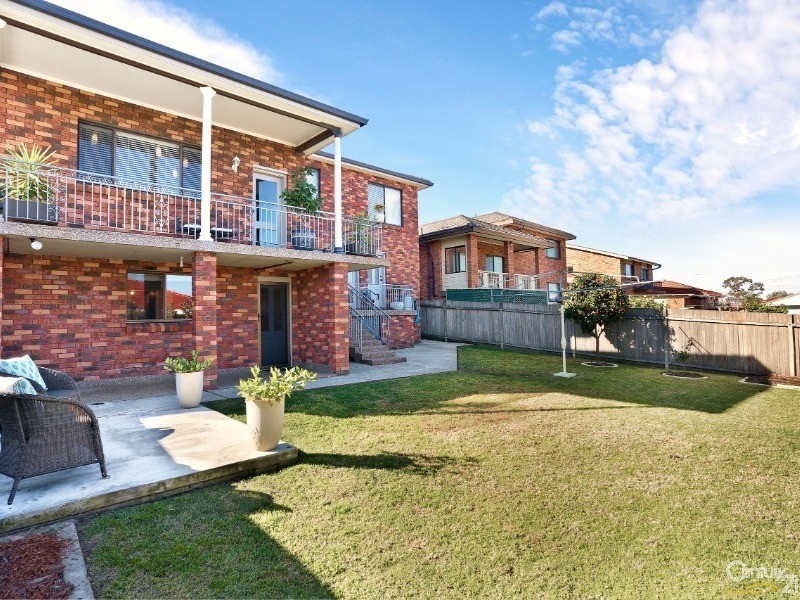 104 Quarry Road, Bossley Park NSW 2176