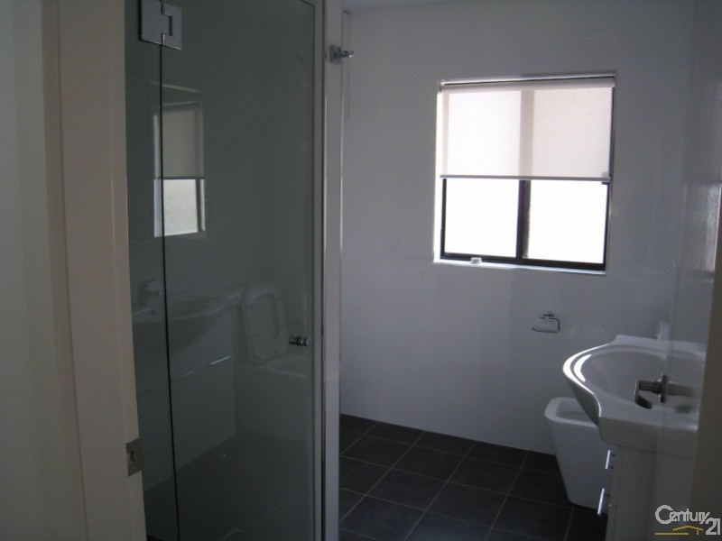 Fairfield West NSW 2165