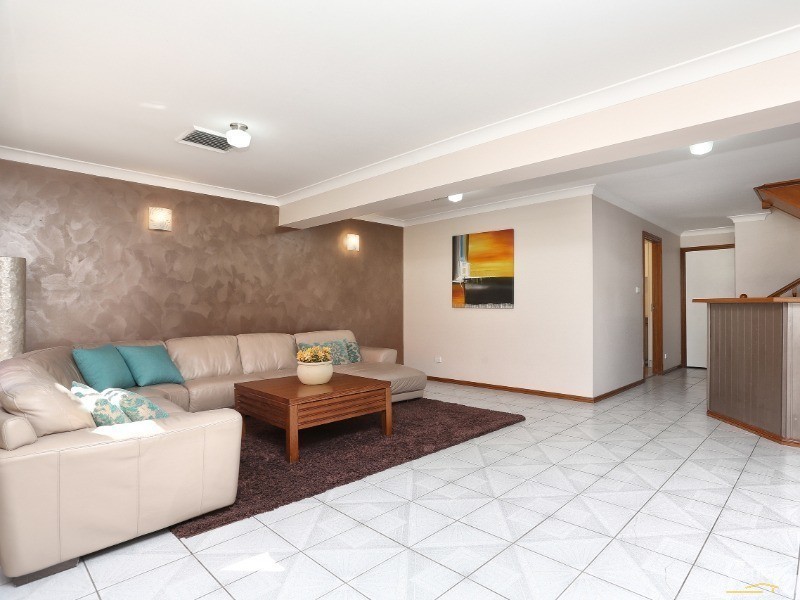 7 Mataro Close, Edensor Park NSW 2176