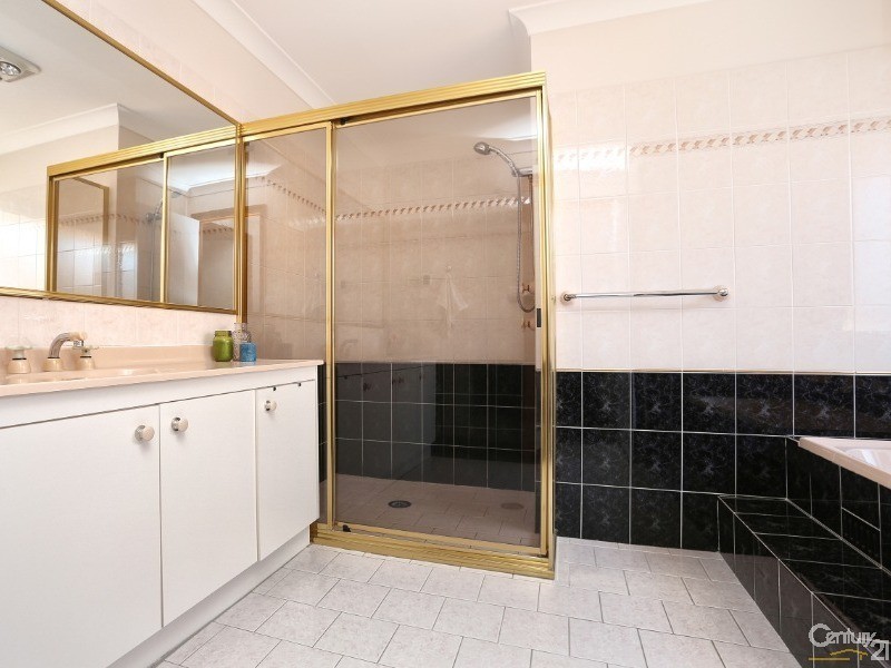 7 Mataro Close, Edensor Park NSW 2176