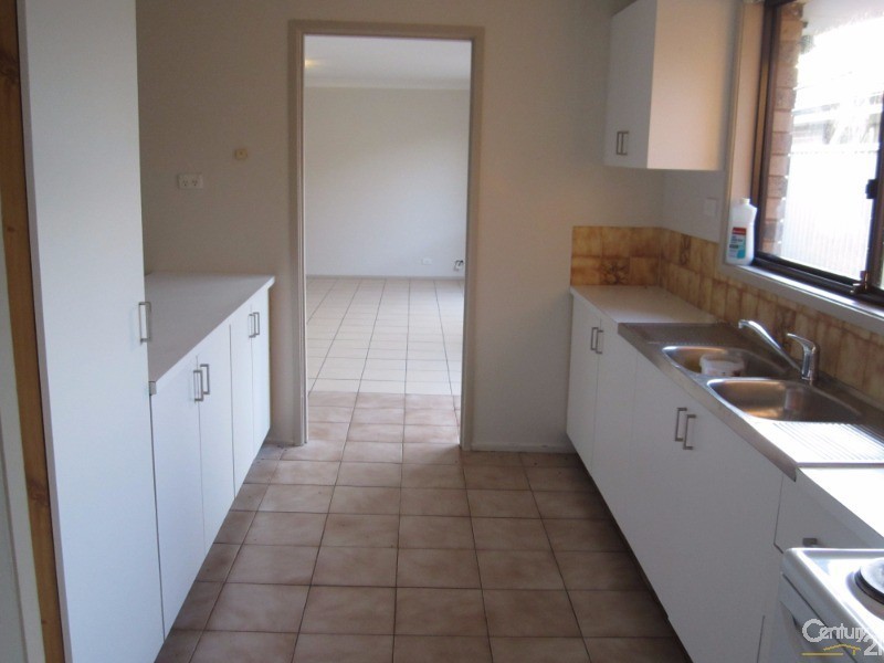 Bossley Park NSW 2176