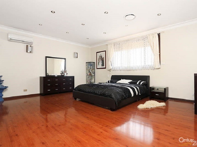 Bossley Park NSW 2176