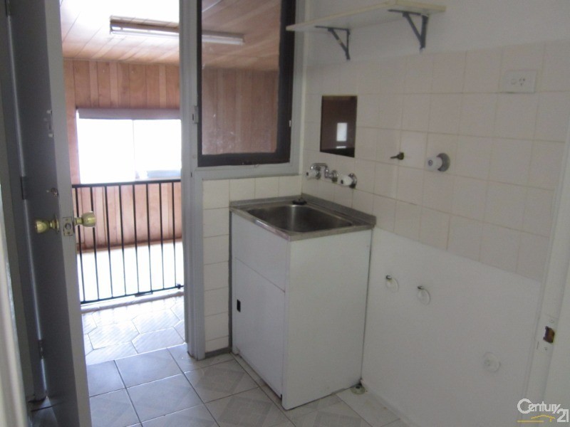 Greenfield Park NSW 2176