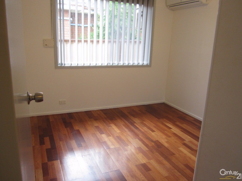 Greenfield Park NSW 2176