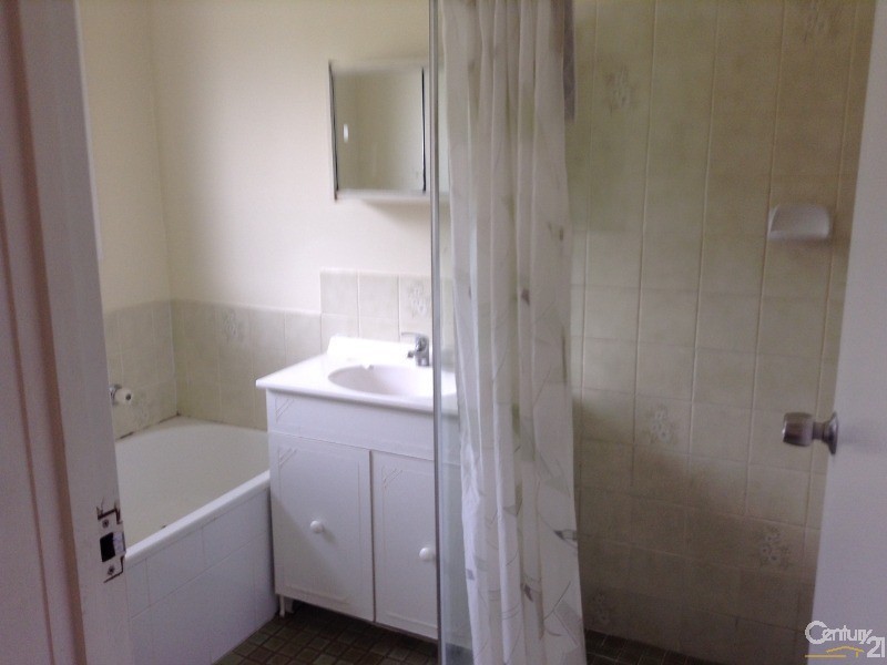 Bossley Park NSW 2176