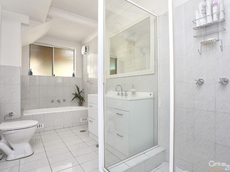 Bossley Park NSW 2176