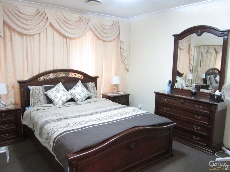 Bossley Park NSW 2176