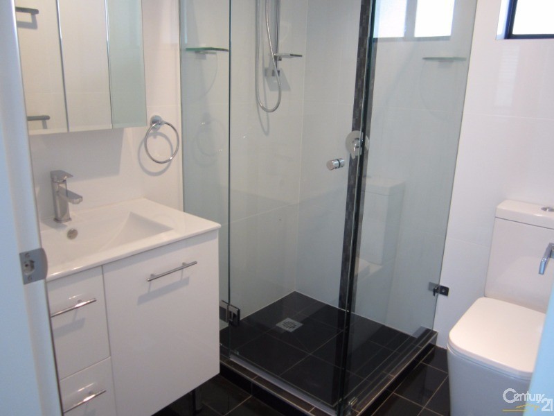 Fairfield West NSW 2165