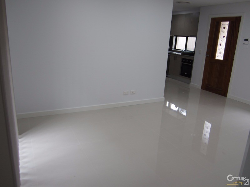 Fairfield West NSW 2165