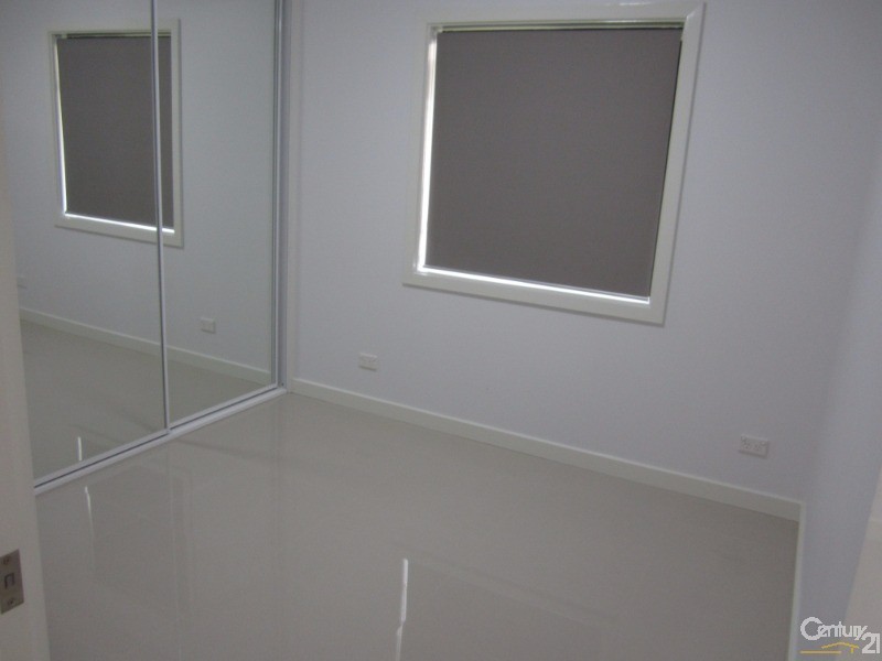 Fairfield West NSW 2165