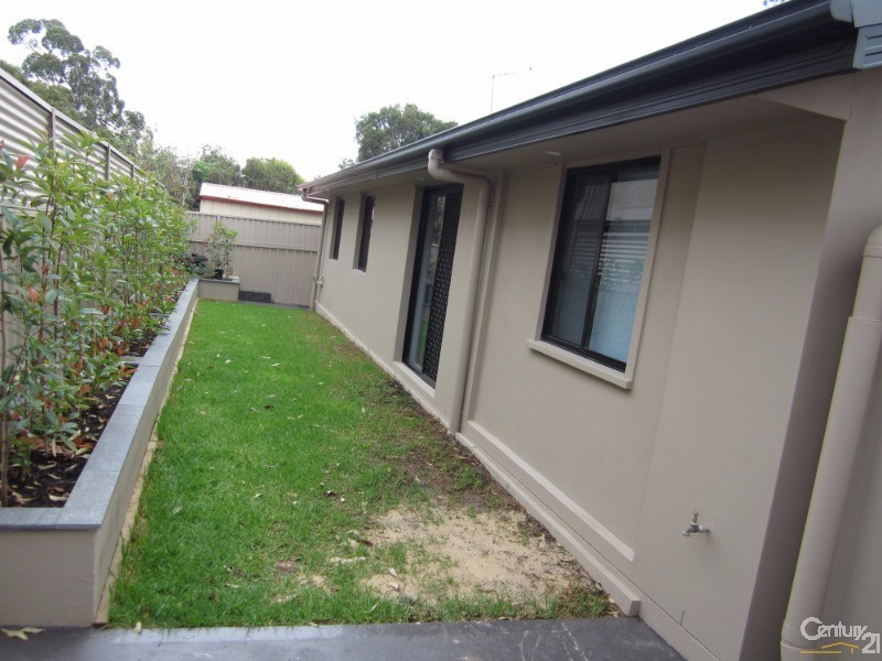 Fairfield West NSW 2165