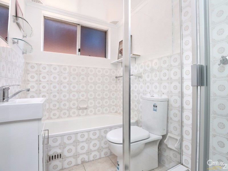 10/21 York Street, Fairfield NSW 2165