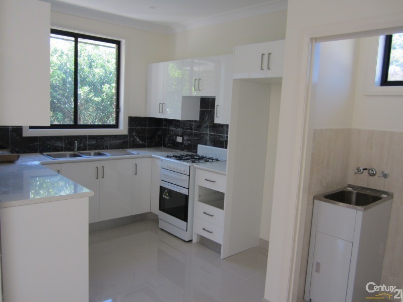 Edensor Park NSW 2176