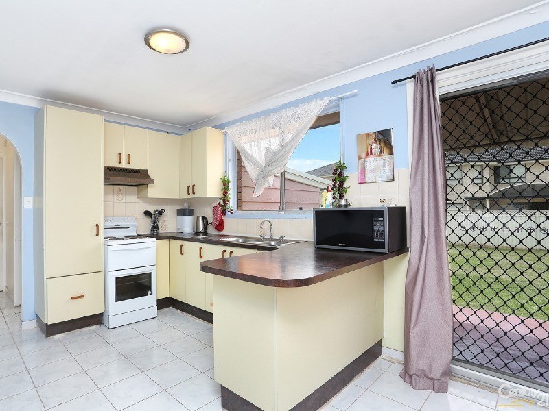 Bossley Park NSW 2176