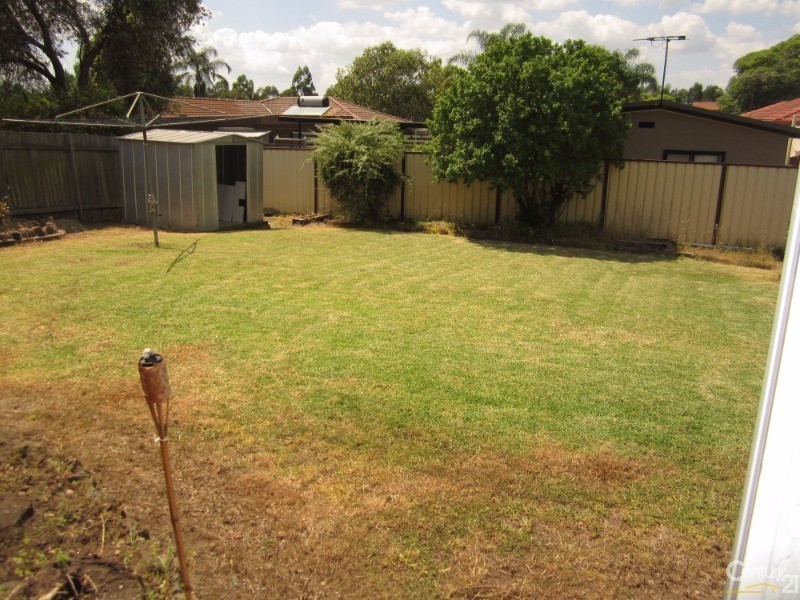 Greenfield Park NSW 2176