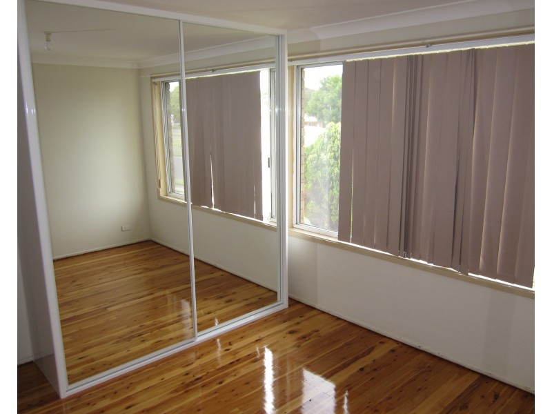 21 Dransfield Road, Edensor Park NSW 2176
