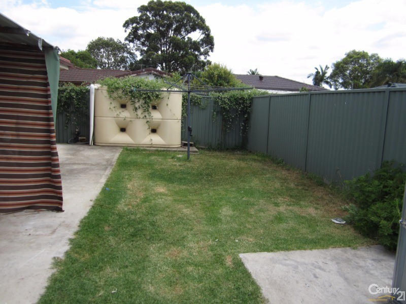 Bossley Park NSW 2176