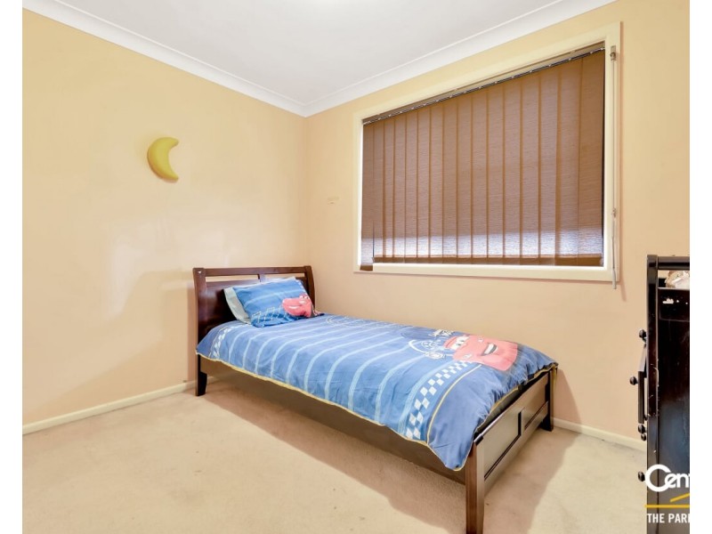 6 Cecil Place, Greenfield Park NSW 2176