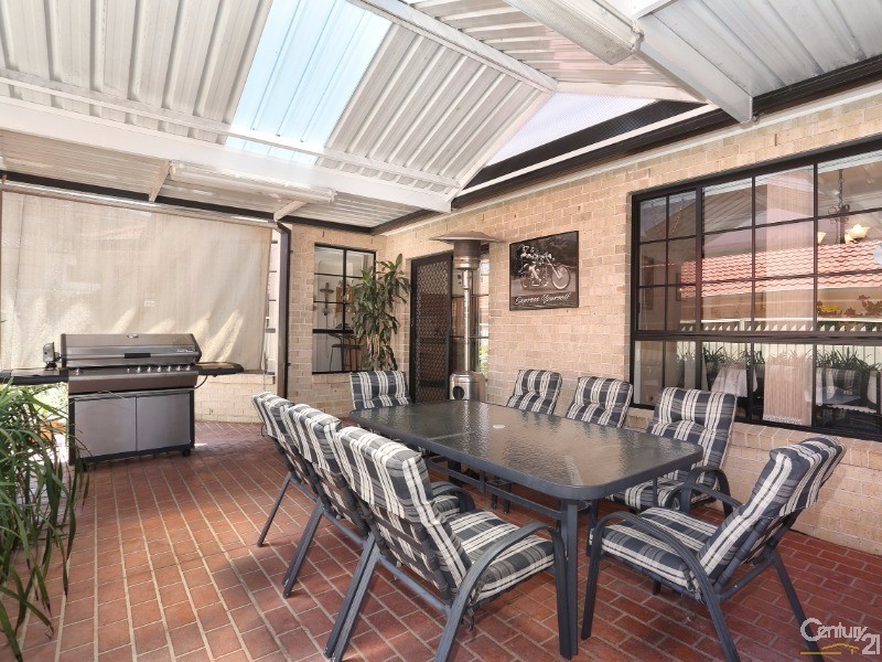 Edensor Park NSW 2176