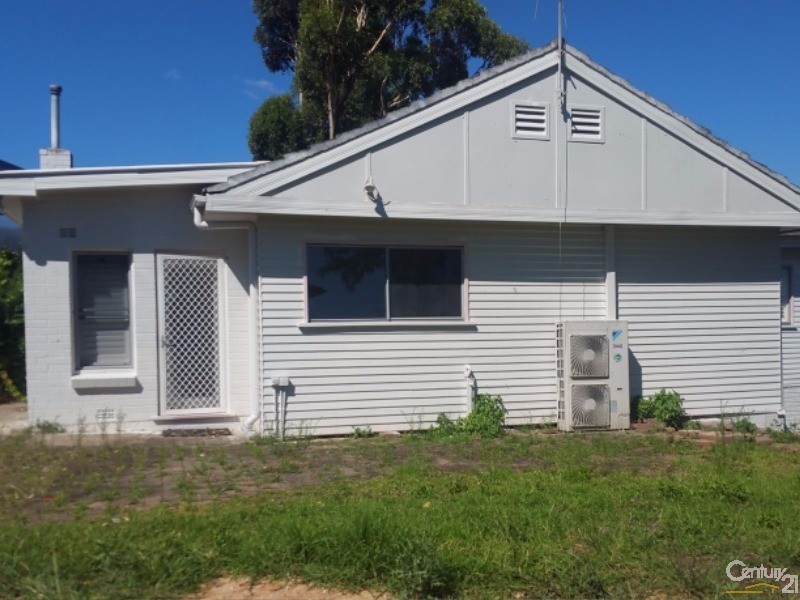 Edensor Park NSW 2176