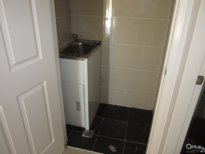 Bossley Park NSW 2176