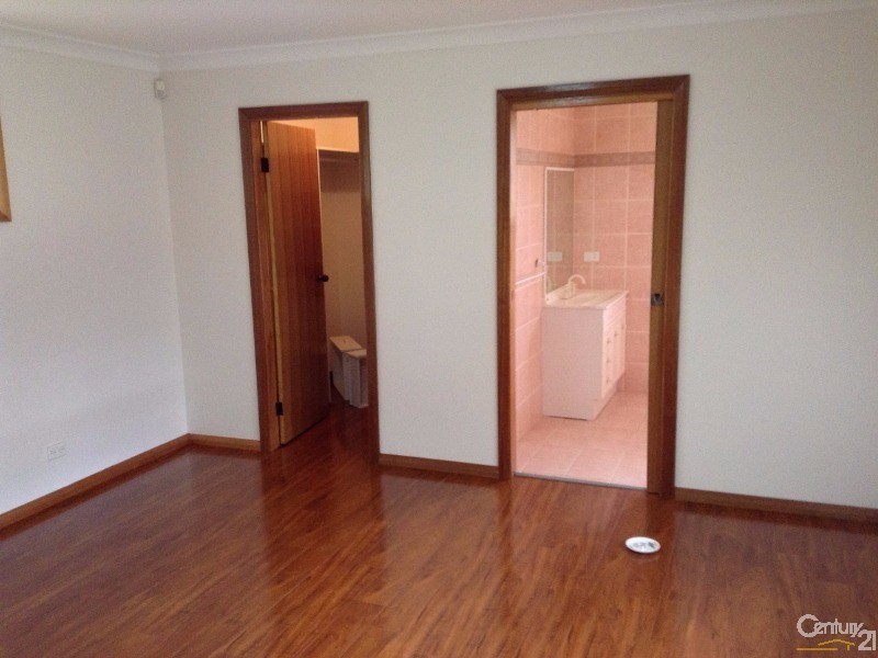 Greenfield Park NSW 2176