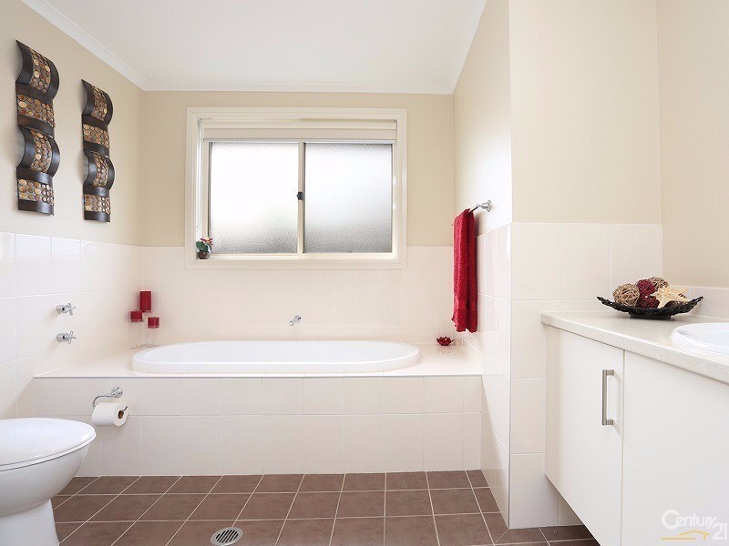 Middleton Grange NSW 2171