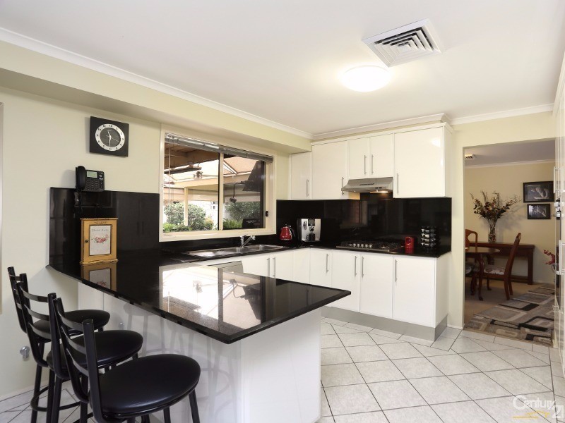 14 Saltbush Place, Bossley Park NSW 2176