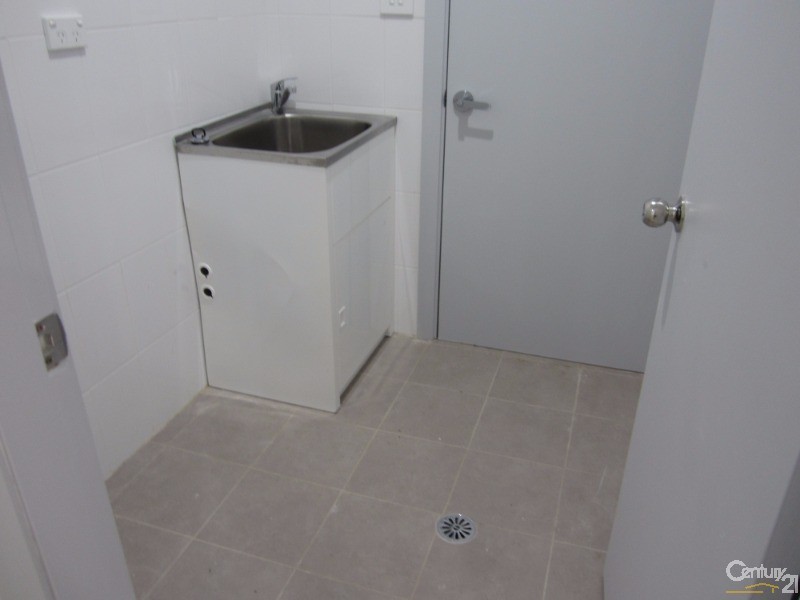 Bossley Park NSW 2176