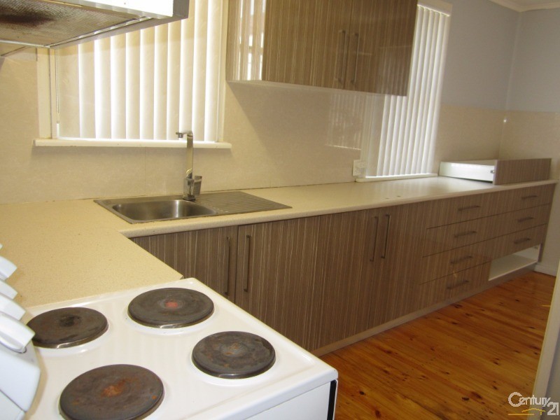 Fairfield West NSW 2165