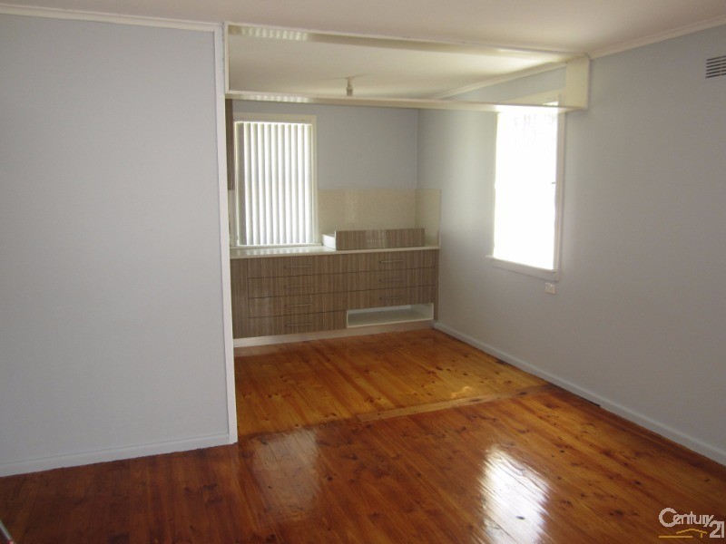 Fairfield West NSW 2165