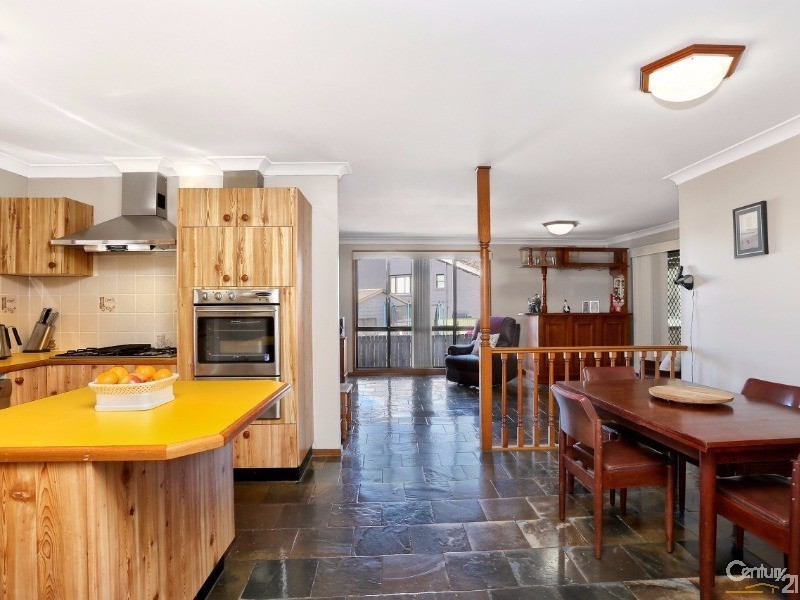 5 Cree Crescent, Greenfield Park NSW 2176