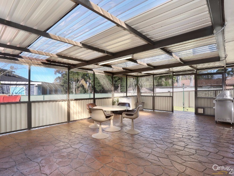 5 Cree Crescent, Greenfield Park NSW 2176