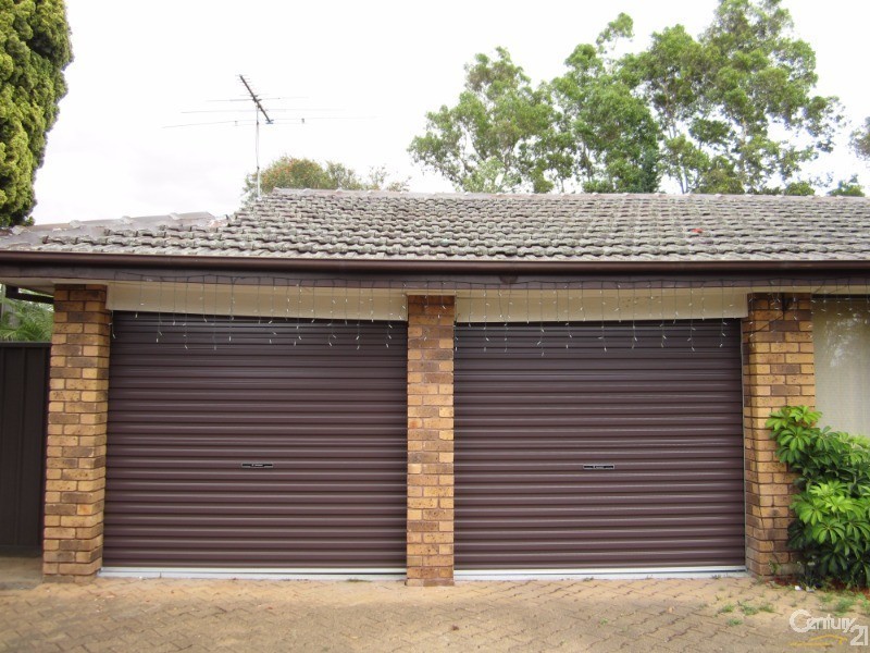 Edensor Park NSW 2176