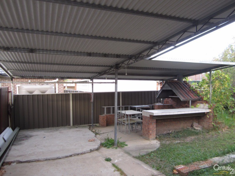 Bossley Park NSW 2176