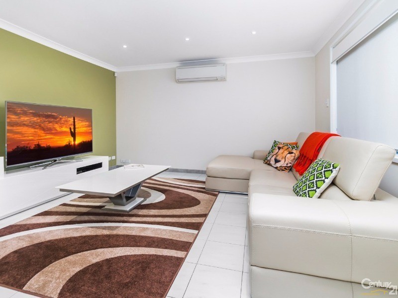 12 Cree Crescent, Greenfield Park NSW 2176