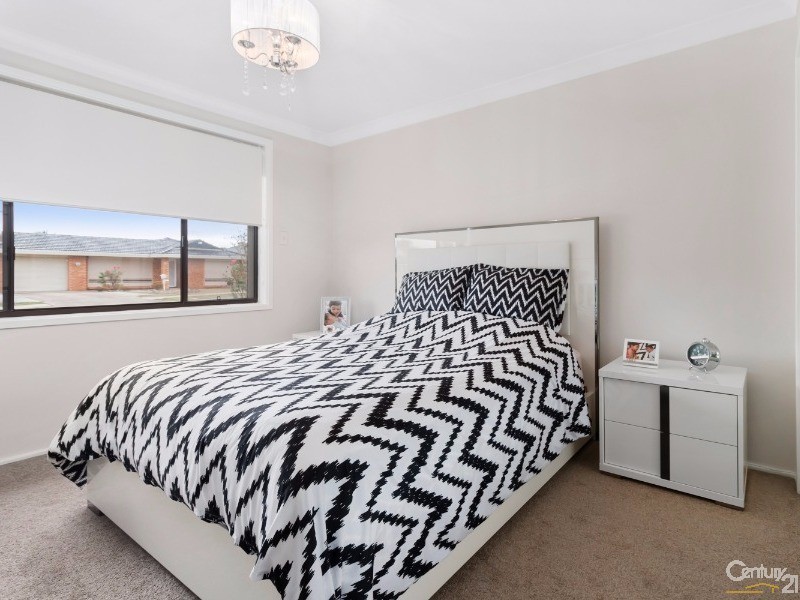 12 Cree Crescent, Greenfield Park NSW 2176