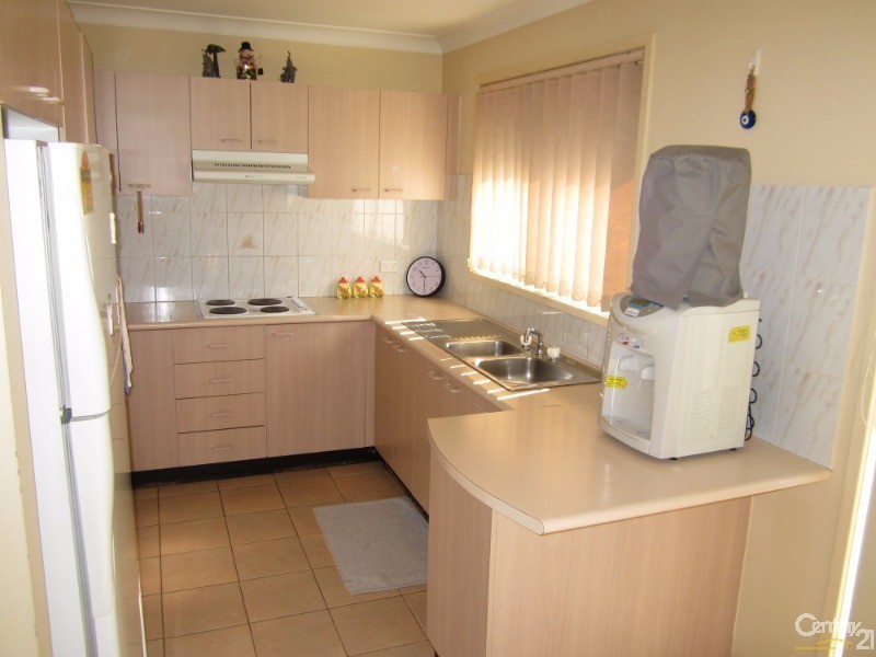 Bossley Park NSW 2176